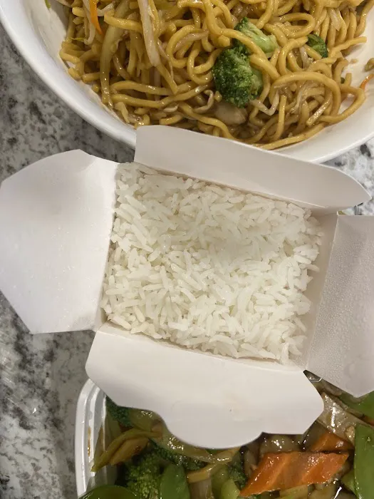 Golden China Restaurant 8