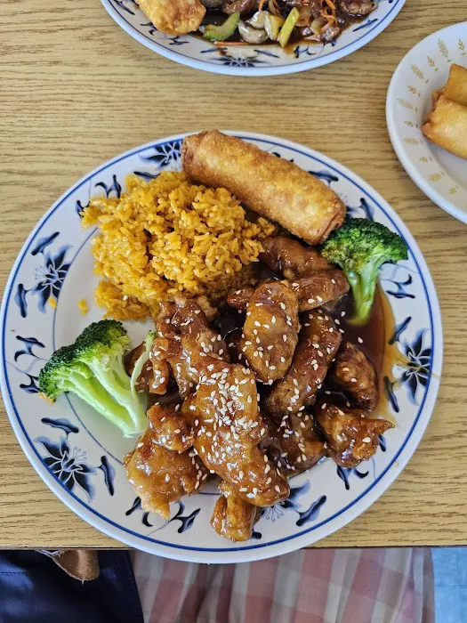 Mei Mei House Chinese Restaurant 8