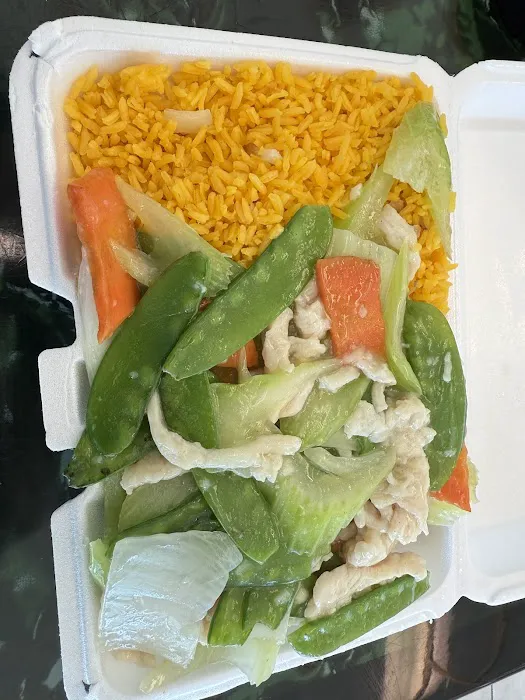 Great Wall Restaurant 10