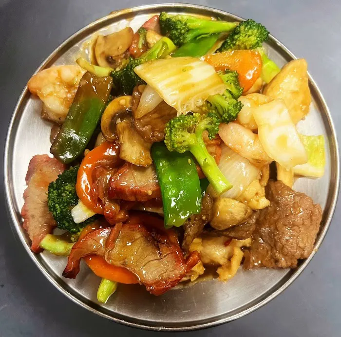 Happy China Restaurant 6