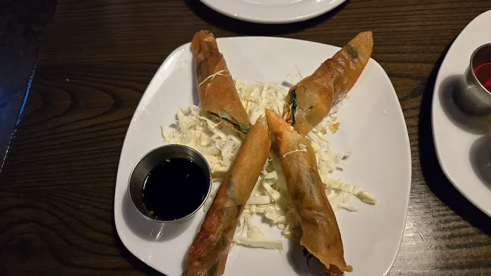 Lieu's Chinese Bistro 10