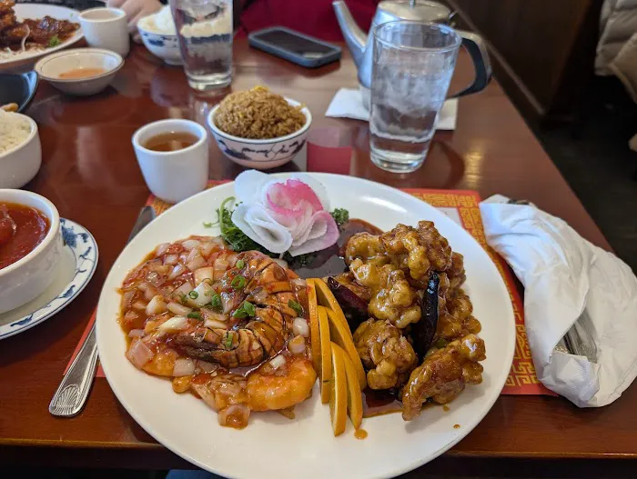 Little Bamboo Chinese Restaurant 6
