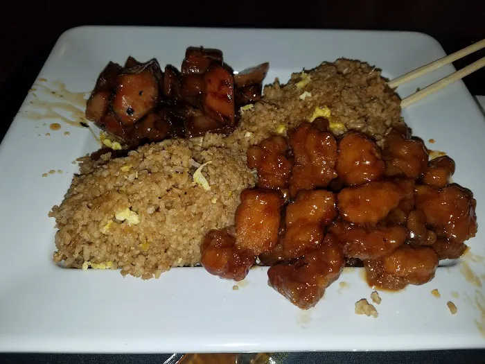 Wong's Wok 9