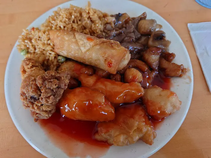 Bee's Buffet 7