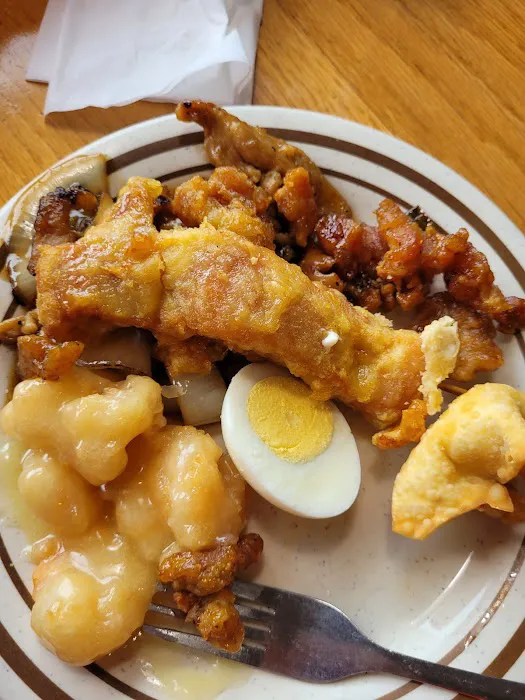 Bee's Buffet 5