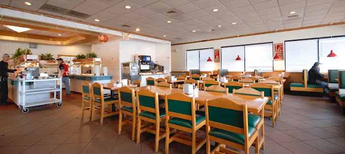 Bee's Buffet 8