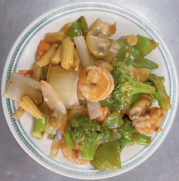 Lucky Dragon Chinese Restaurant 10