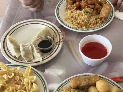 Lucky Dragon Chinese Restaurant 0