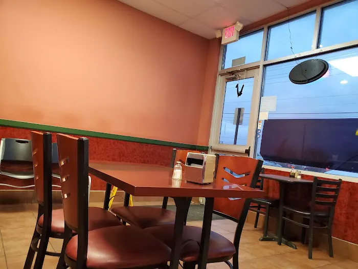 WOK & ROLL CHINESE RESTAURANT 9