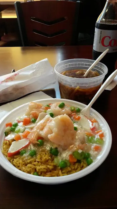 WOK & ROLL CHINESE RESTAURANT 3