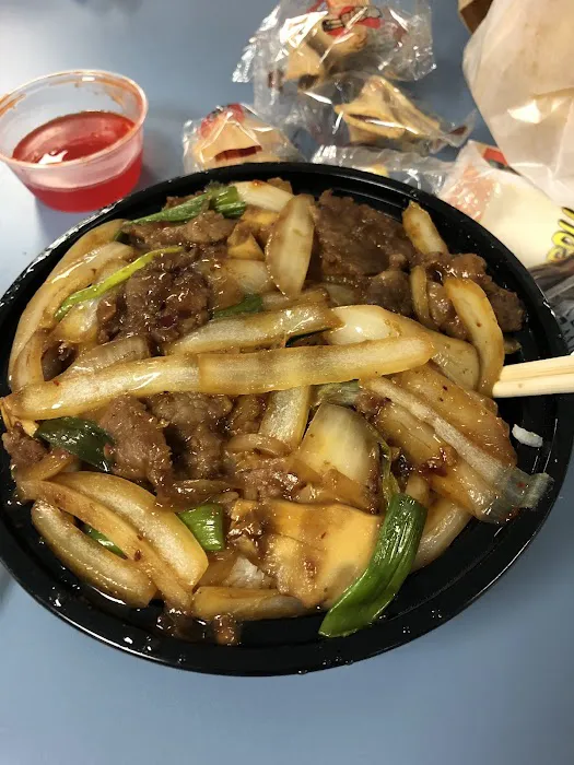 WOK & ROLL CHINESE RESTAURANT 2