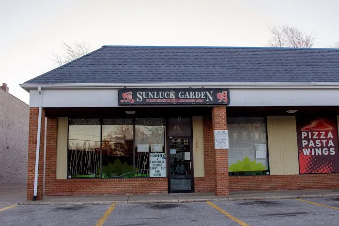 Sun Luck Garden Chinese Food 1