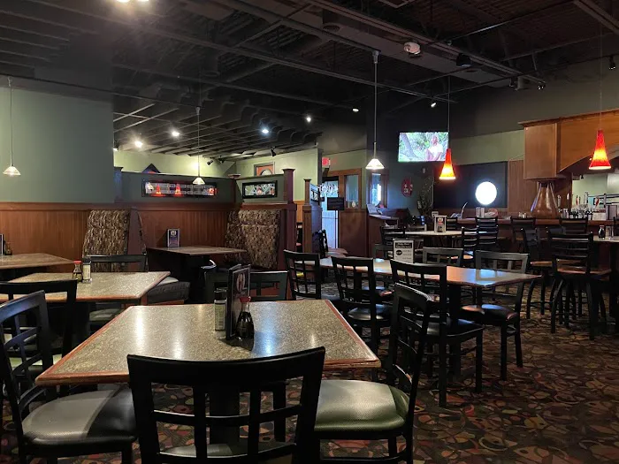 Joe Chan's Bistro 7