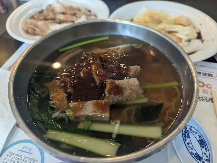 E&J Yummy Kitchen 9