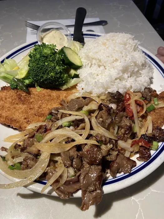 Baccali Cafe & Rotisserie 6