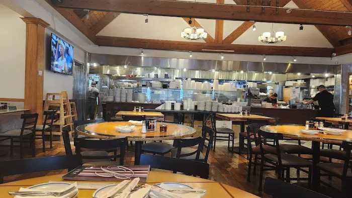 Baccali Cafe & Rotisserie 3