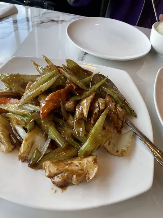 Happy Family Restaurant - Monterey Park 9