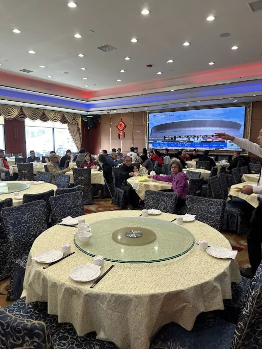 World Seafood Restaurant 4