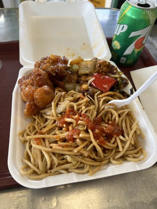 Wong's Wok Chinese Food 3
