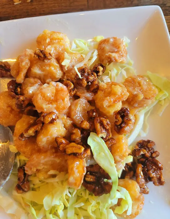 Chi's Chinese Cuisine 1