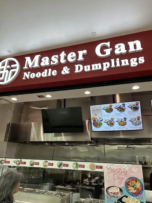 Master Gan Noodle & Dumplings 10
