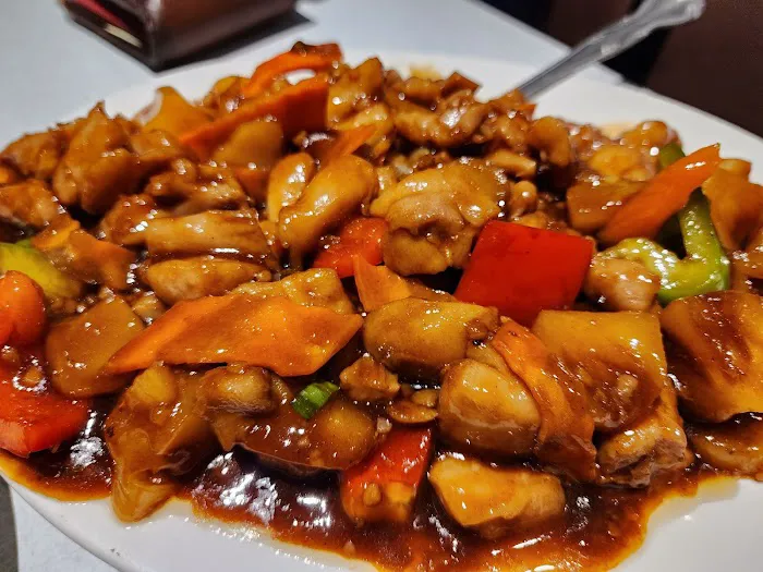 Szechwan Inn Chinese Restaurant 4