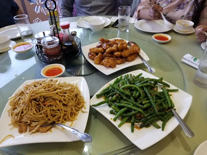 Golden Palace Chinese Restaurant 3