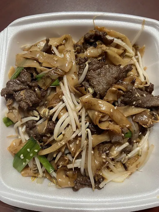 The Noodle (Peyton Restaurant) 8