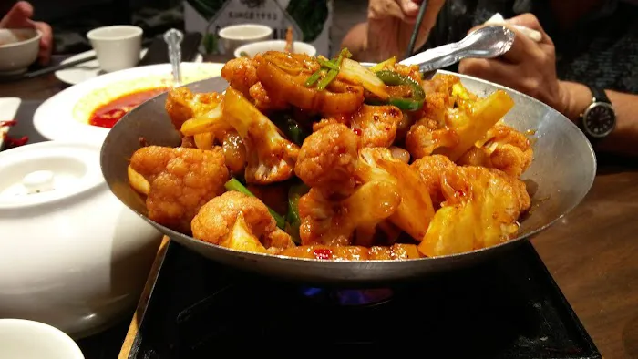 Happiness Restaurant 6