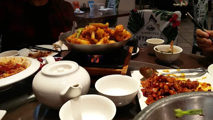 Happiness Restaurant 10