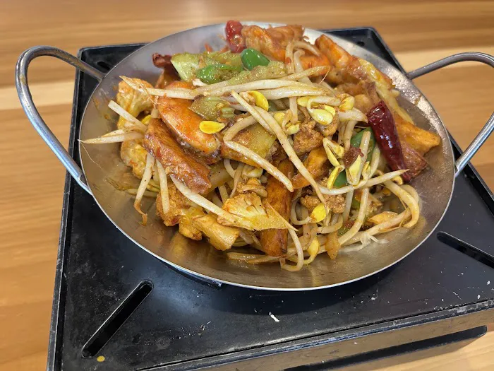 Qiwei Kitchen 9