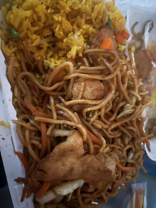 Happy Wok 4