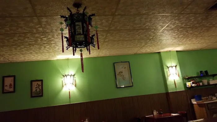 Lotus Palace Restaurant 5