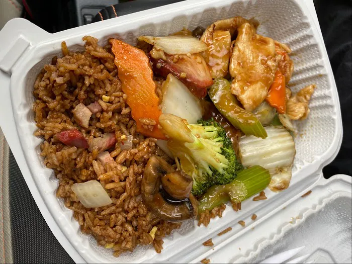 Chef Mei Chinese Restaurant 8