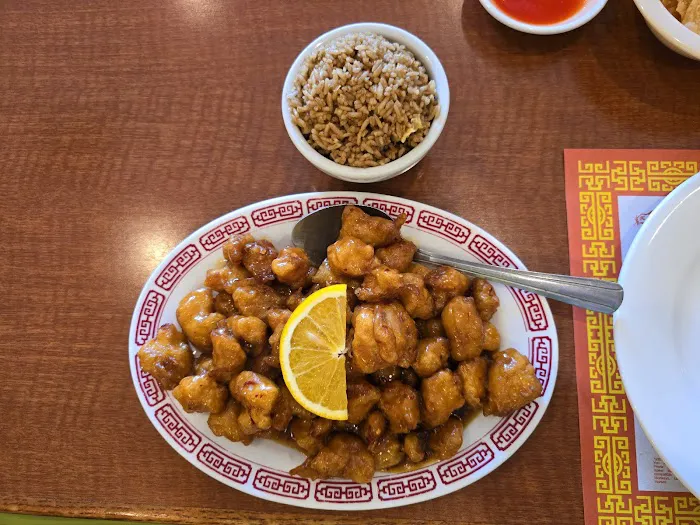 Lotus Garden Chinese Cuisine 9