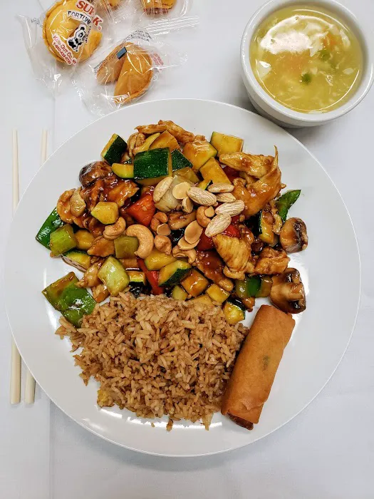 Lotus Garden Chinese Cuisine 6