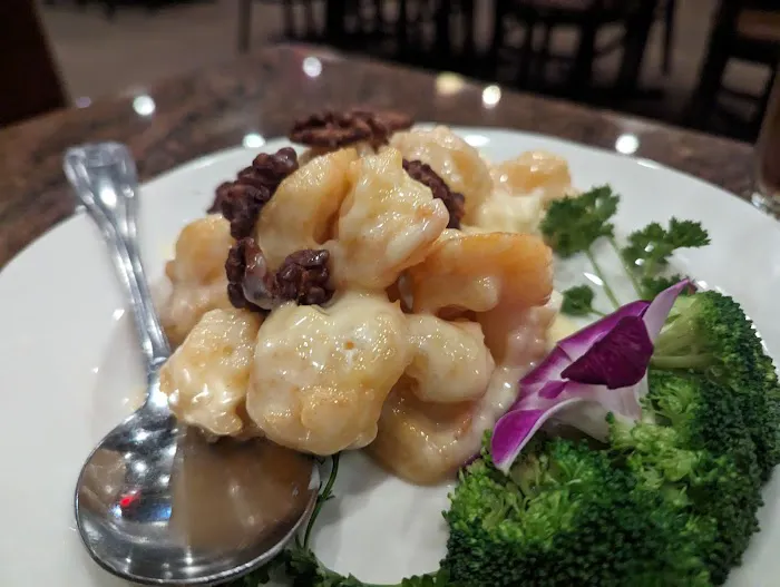 Monark Asian Bistro 4