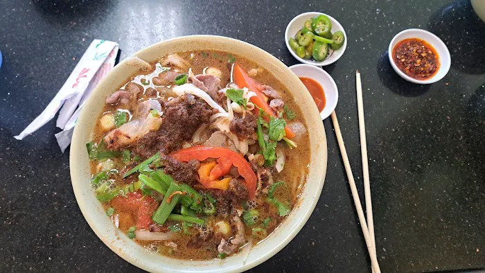 Minh Ky Restaurant 1