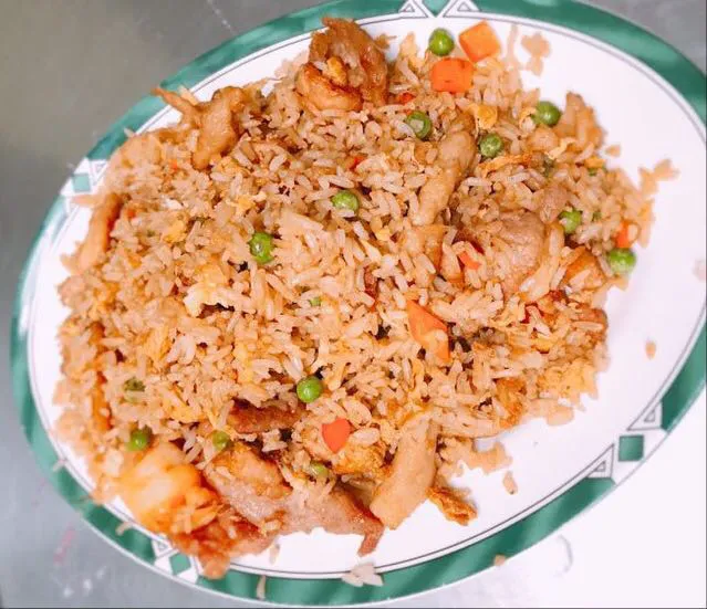 Oriental Kitchen Restaurant 8