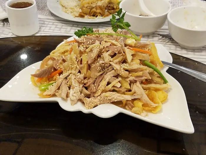 Golden Wok Bistro 7