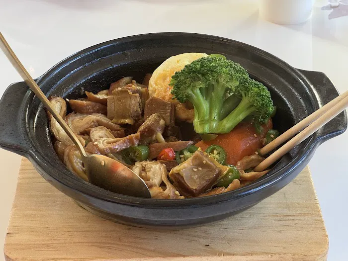 DX Braised Chicken Rice 鼎香黄焖鸡 6