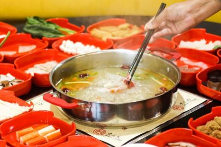 Exploring Popular Chinese Hot Pot Sauces in the USA for Authentic Flavor