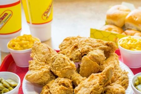 What Time Does Chicken Express Close? Find Out Their Daily Hours