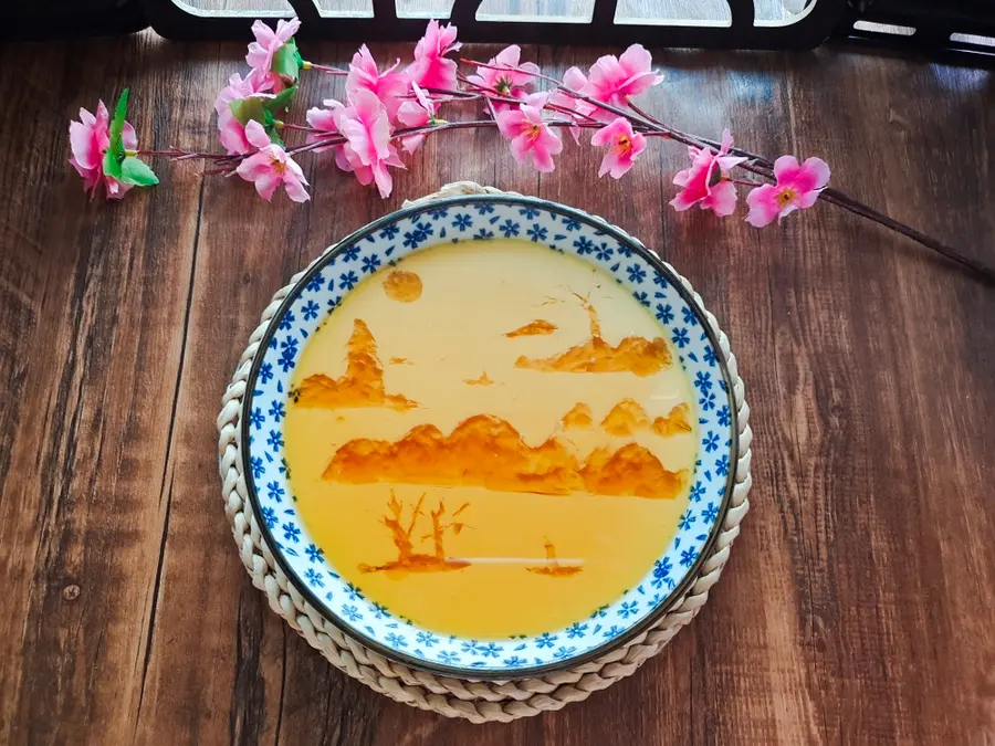 Creative splashing ink landscape egg custard step 0