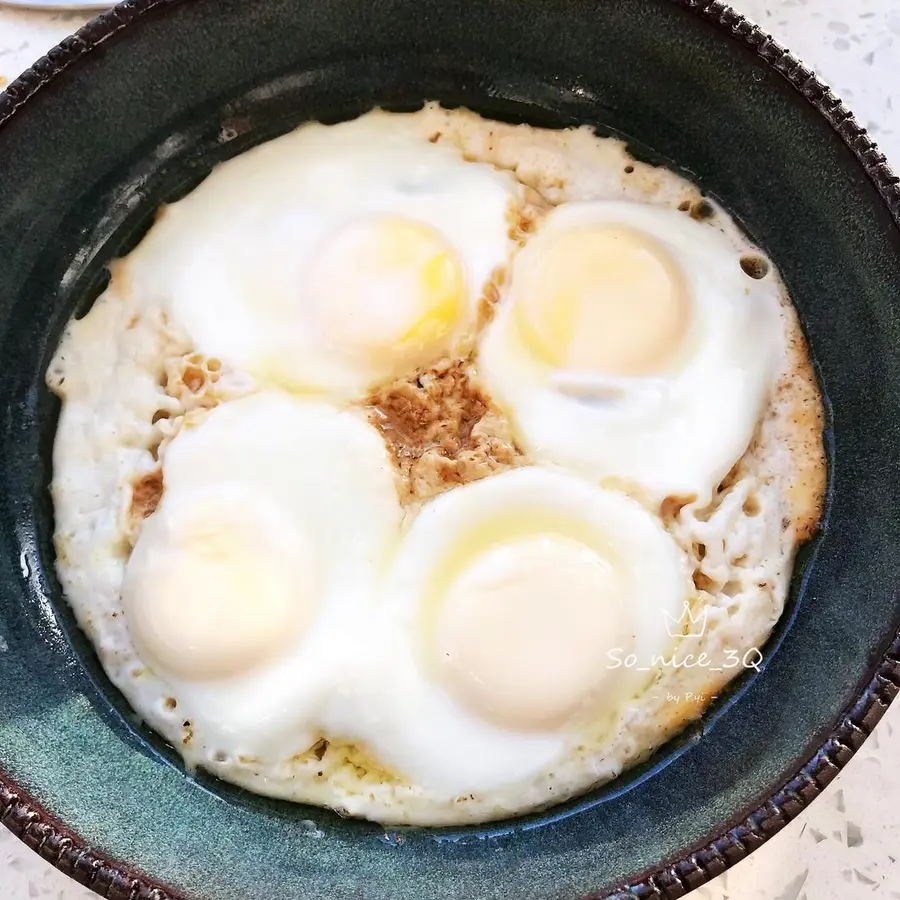 Simple and fast Northeast home cooking lying eggs/steamed eggs step 0