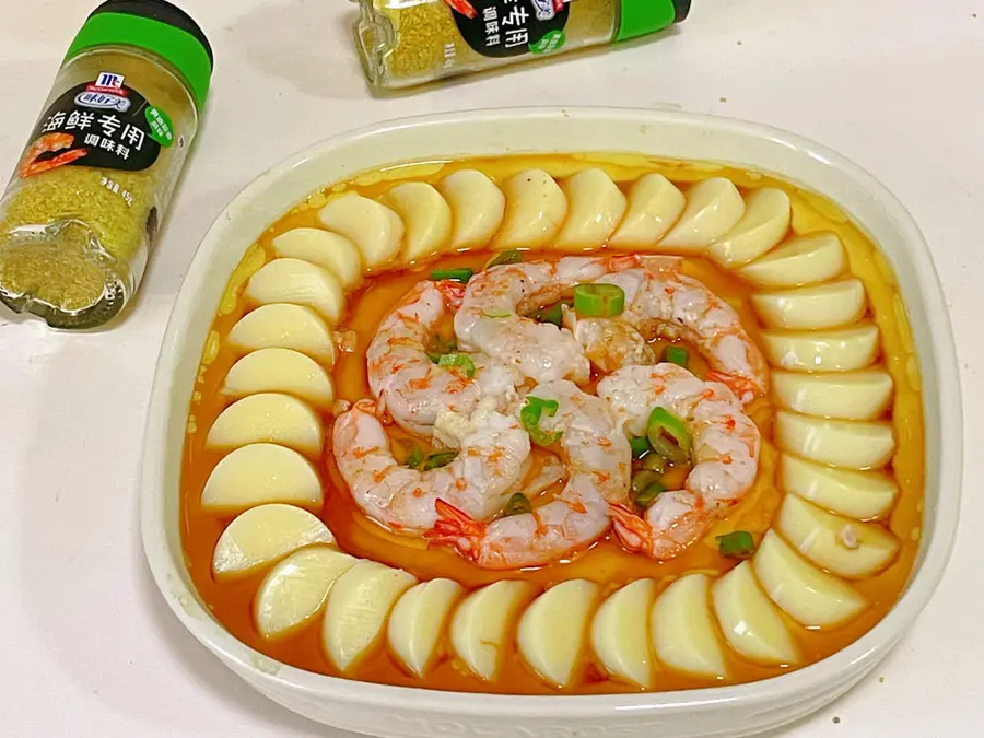 Steamed egg with tama tofu and shrimp step 0