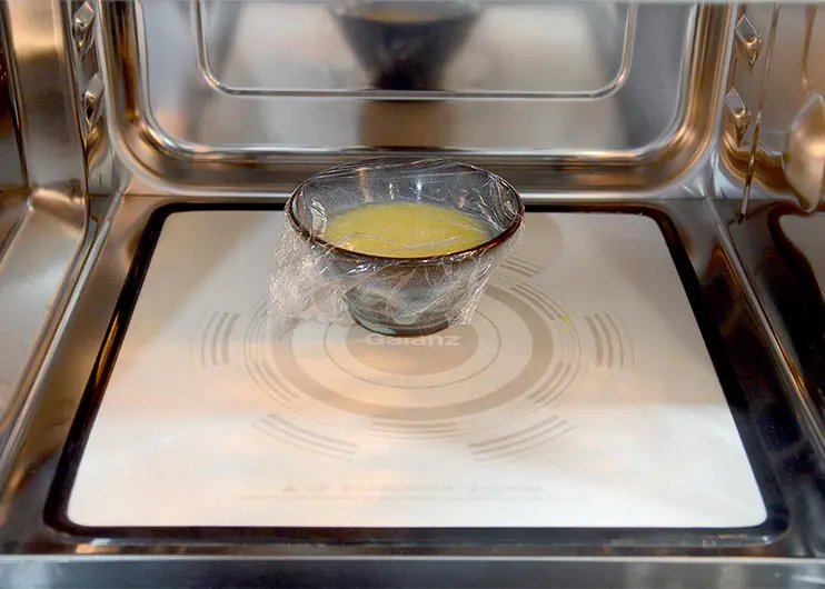 ã€Microwaveã€‘Egg custard for 3 minutes step 0