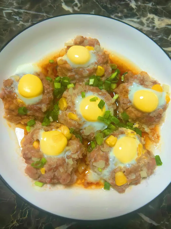 Steamed eggs with minced meat step 0