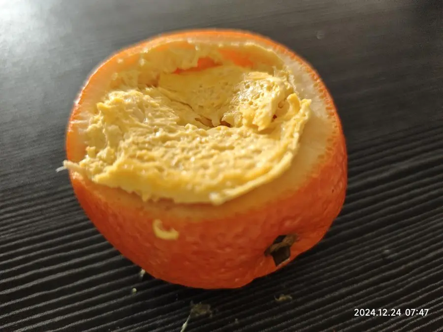 Steamed eggs with orange peel