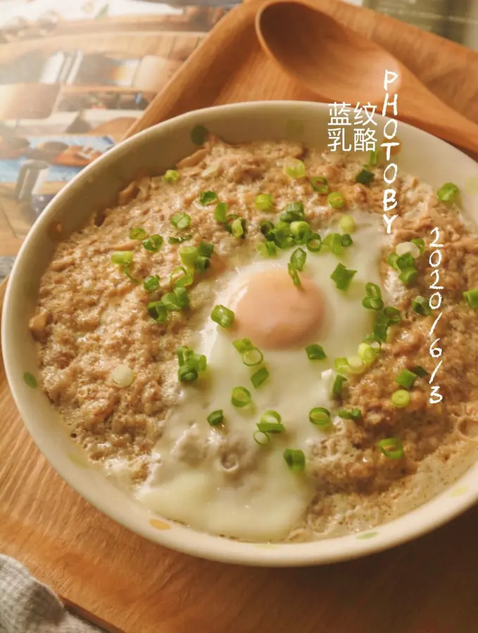 Simple and delicious steamed eggs with meatloaf step 0